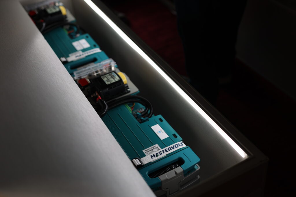 Mastervolt battery system in a narrow space